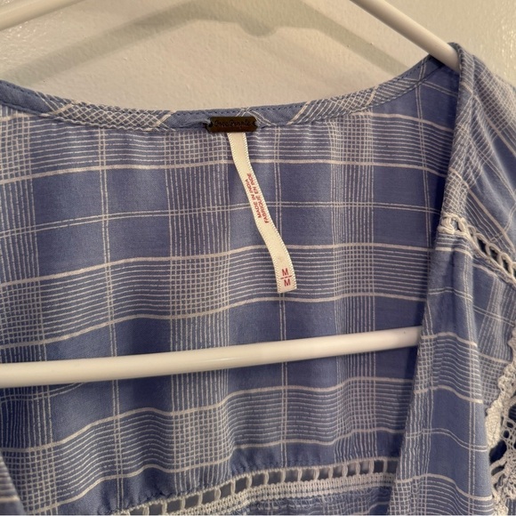 Free People Time Out Lace Tunic Shirt Blouse Chambray Blue White Plaid Medium - Picture 3 of 12